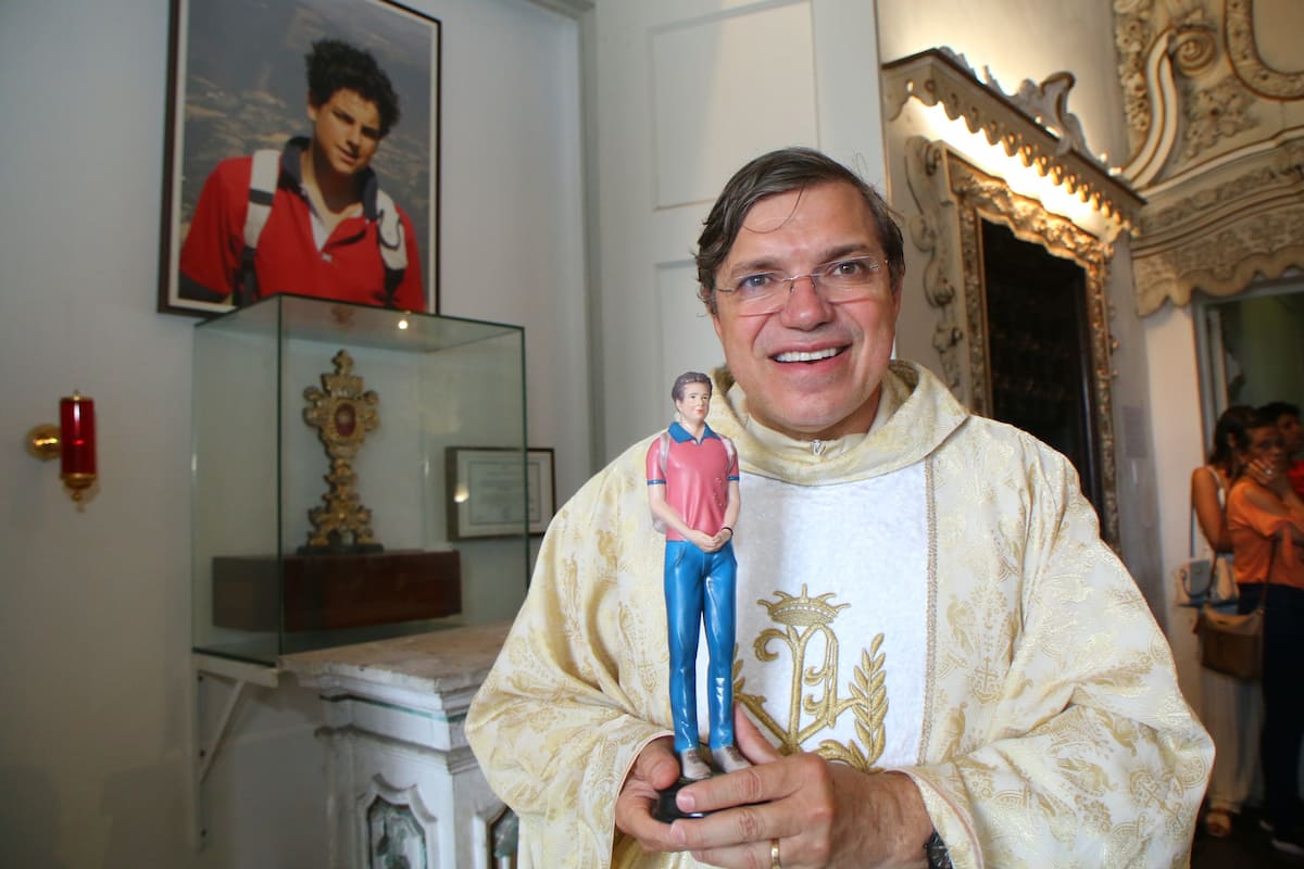 Padre Damião Silva, pároco da Igreja Madre de Deus. 