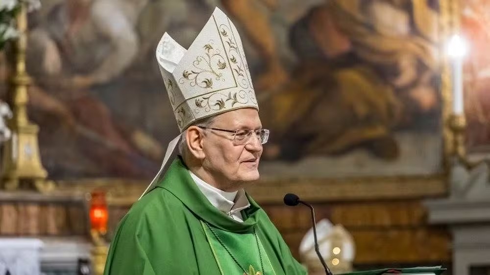 O cardeal húngaro Peter Erdo 