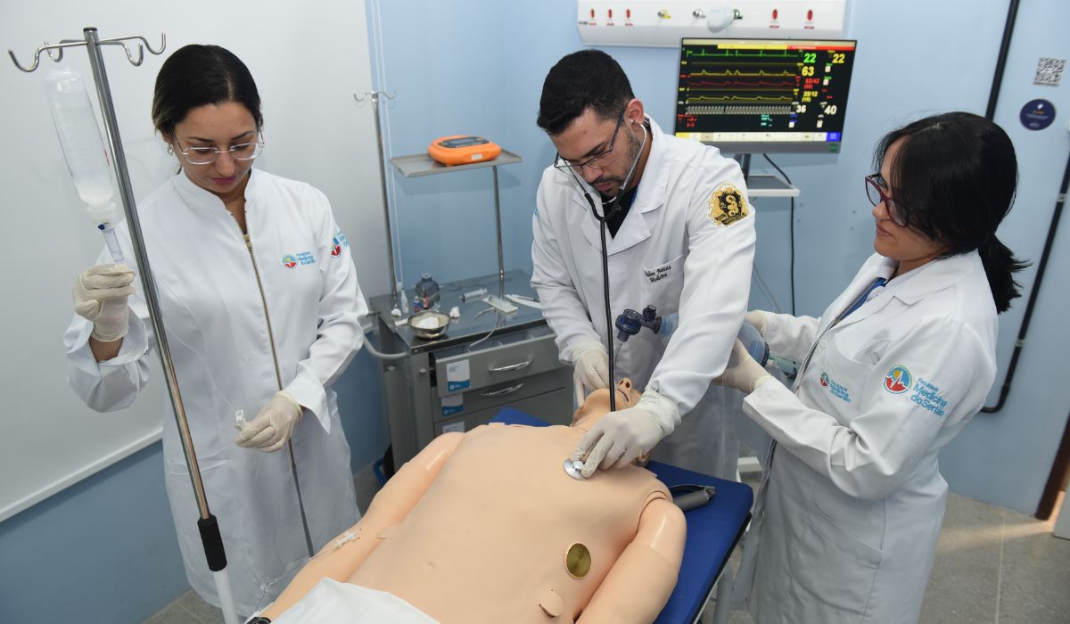 Alunos da FMS contam com centros de simulação realístico