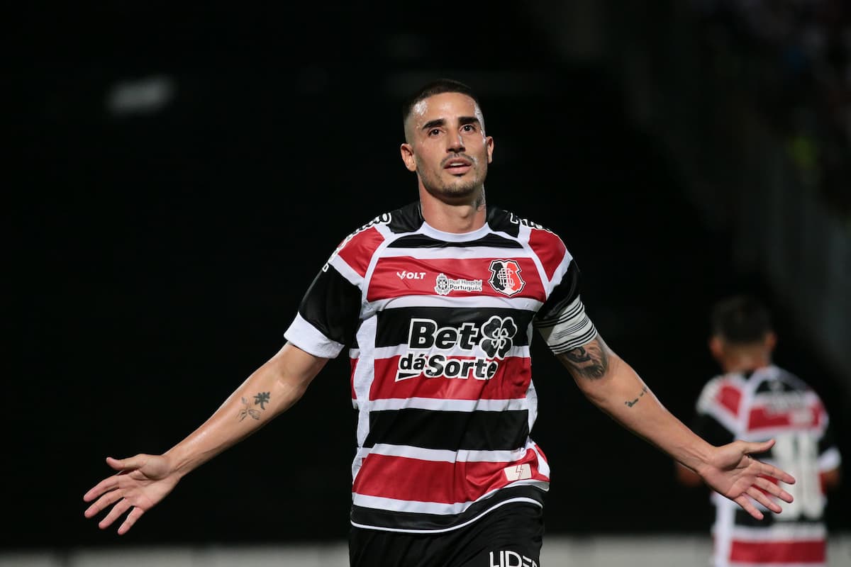 Thiago Galhardo, atacante do Santa Cruz 