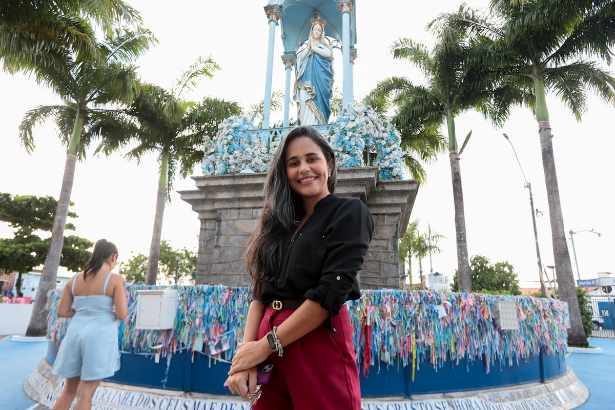 A nutricionista Jessica Barros é devota de Nossa Senhora da Conceição e garantiu sua presença na missa de reabertura 