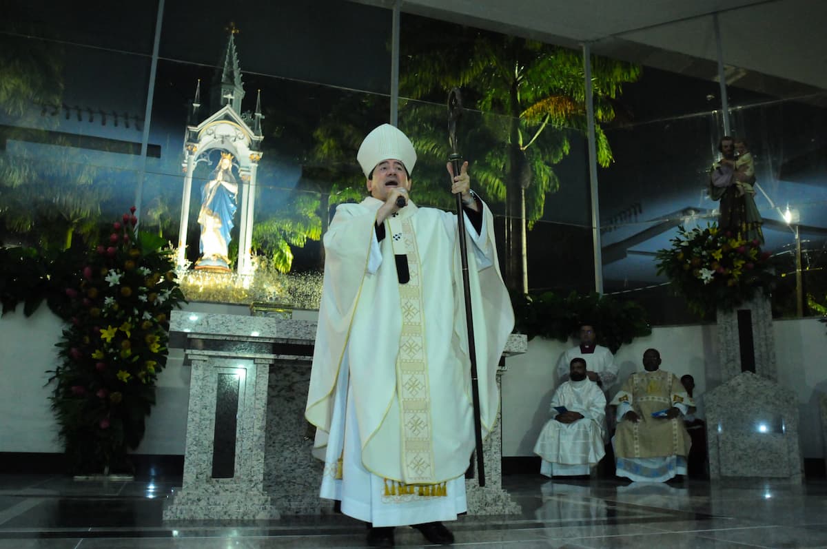 Celebração da reabertura do Santuário de Nossa Senhora da Conceição foi presidida por dom Paulo Jackson, arcebispo de Olinda e Recife
