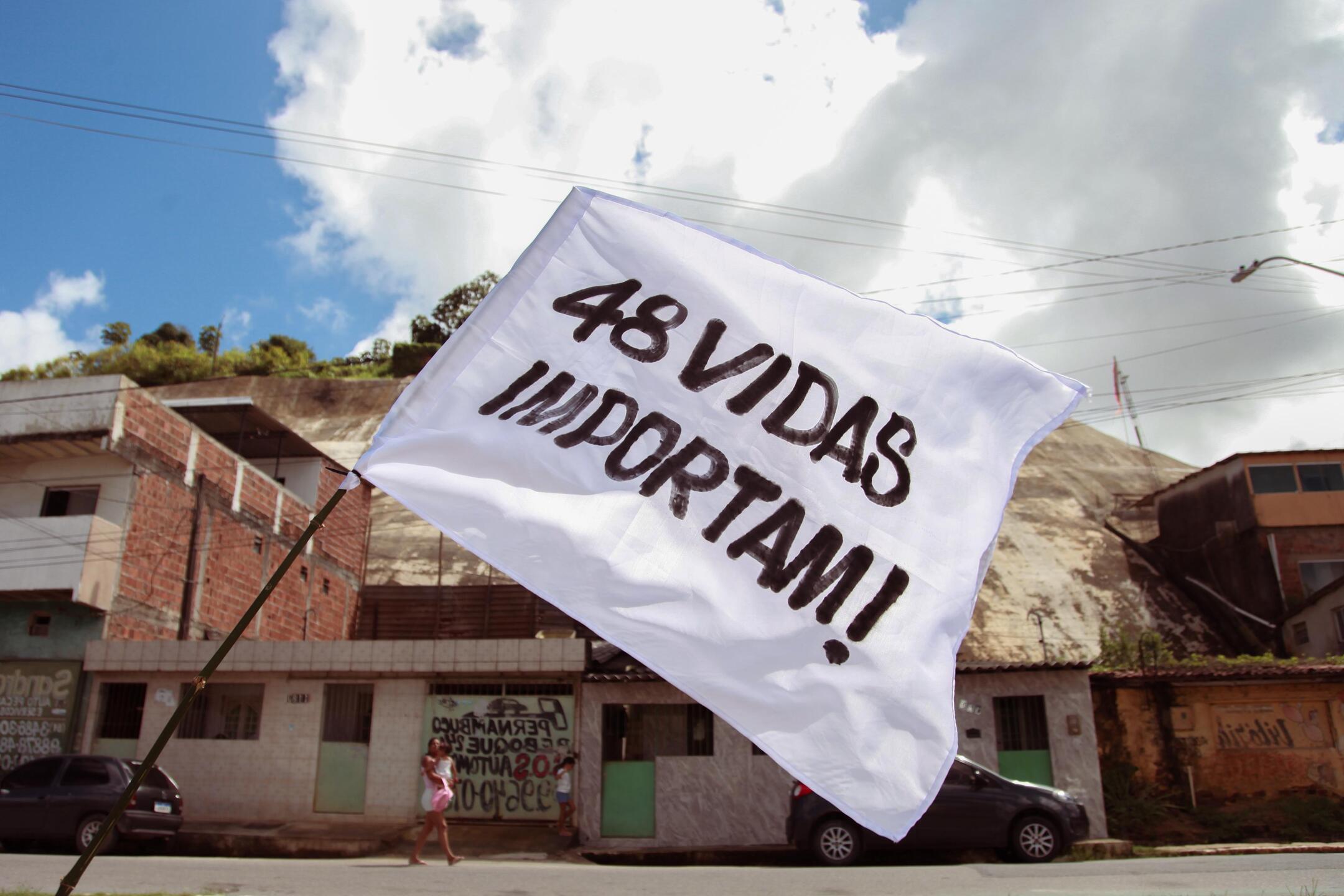 População lembra morte das pessoas vítimas das chuvas de 2022