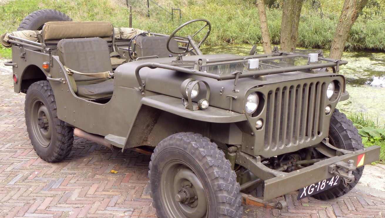 O Renegade Willys é inspirado no modelo homônimo Willys MB, utilizado por soldados durante a Segunda Guerra.