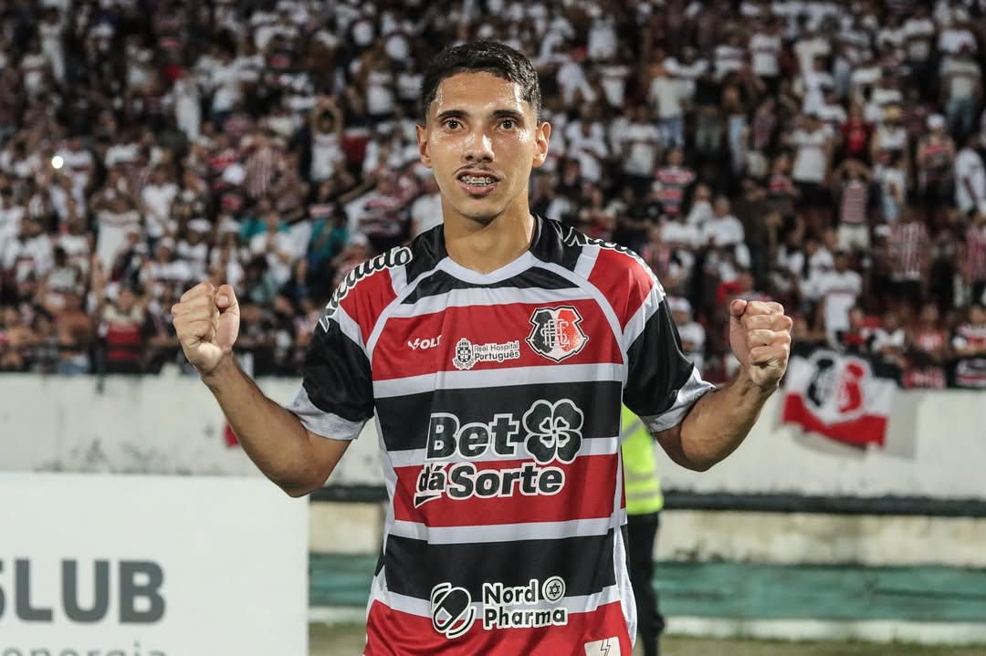 Geovany Soares, atacante do Santa Cruz 