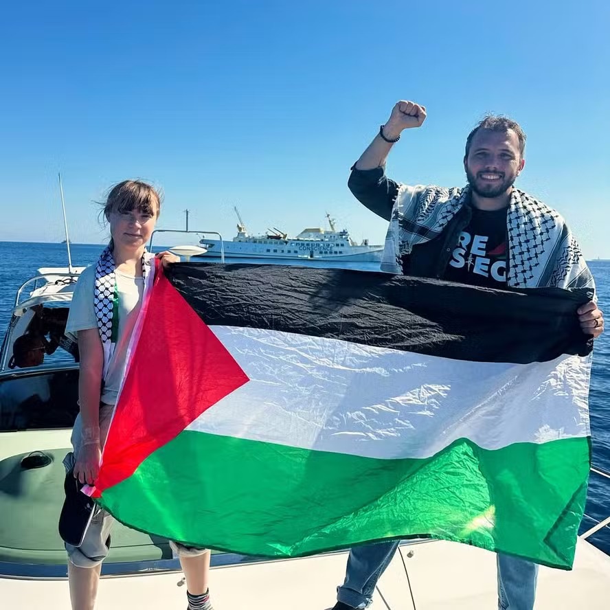 Thiago Ávila e Greta Thunberg