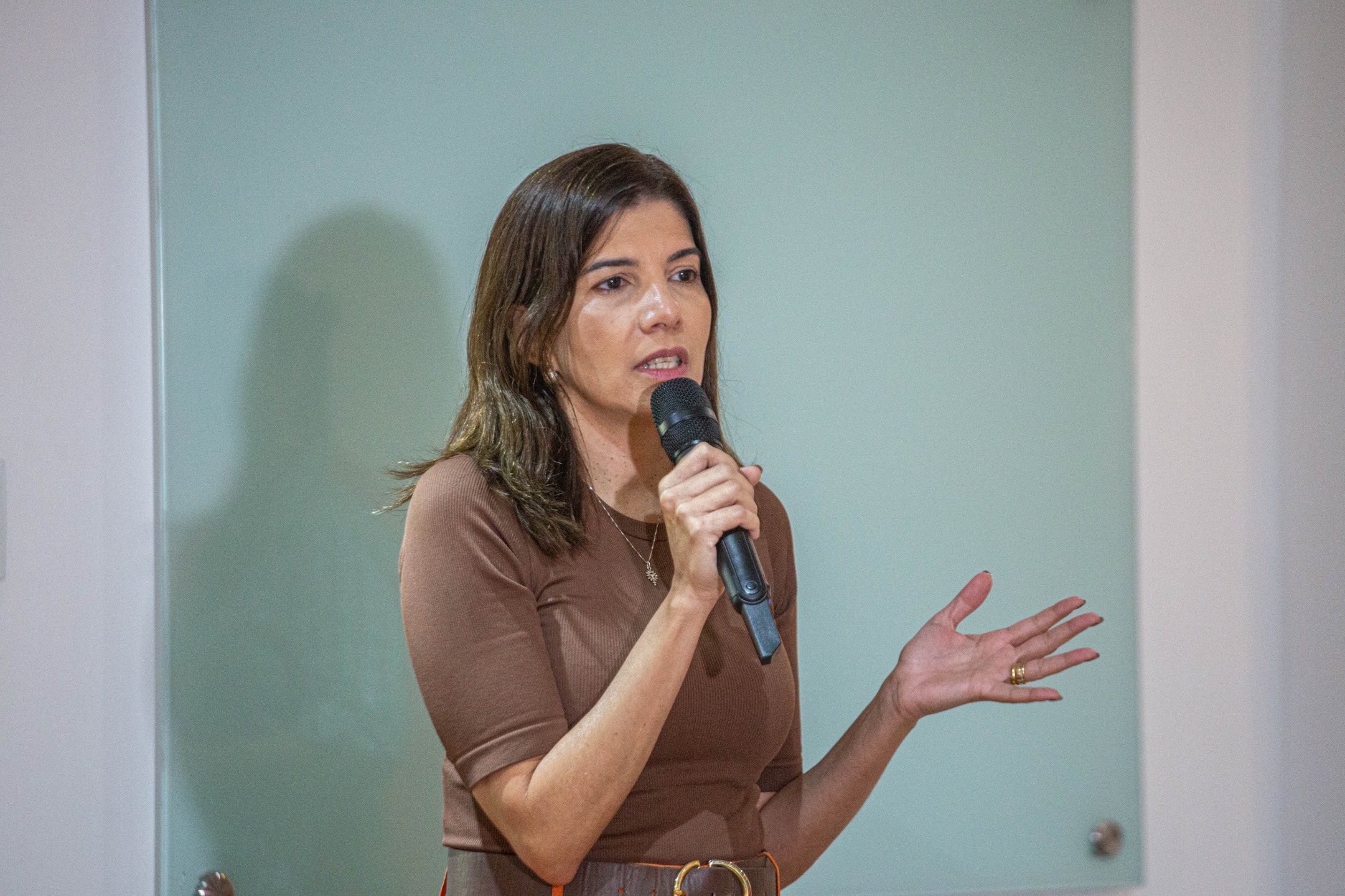 Luciana Albuquerque, secretária de Saúde do Recife