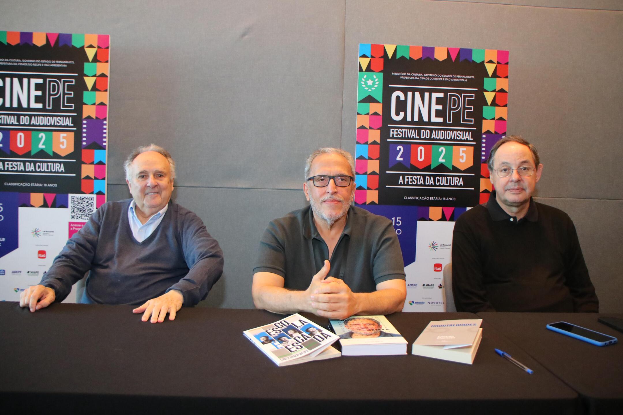 Prefácio do livro de Bertini é assinado pelo ex-ministro e senador Cristovam Buarque. 