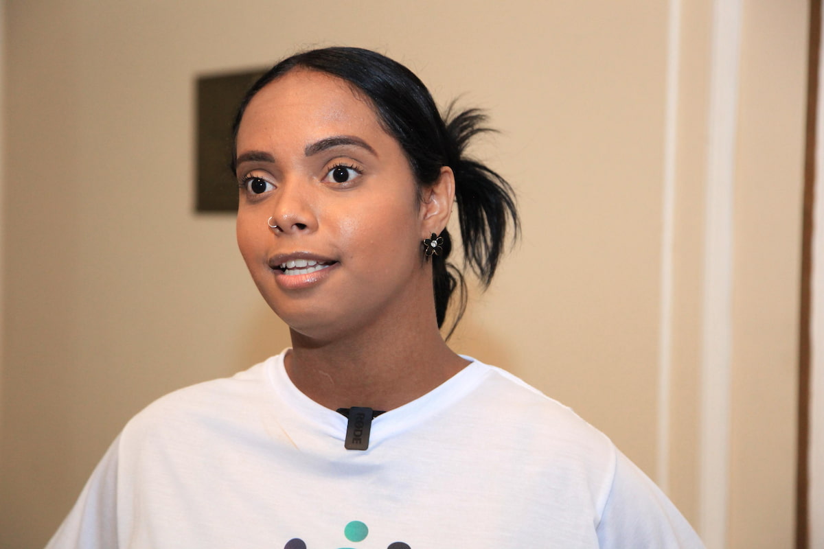 Vitória Adriana da Silva, de 18 anos, egressa do acolhimento.