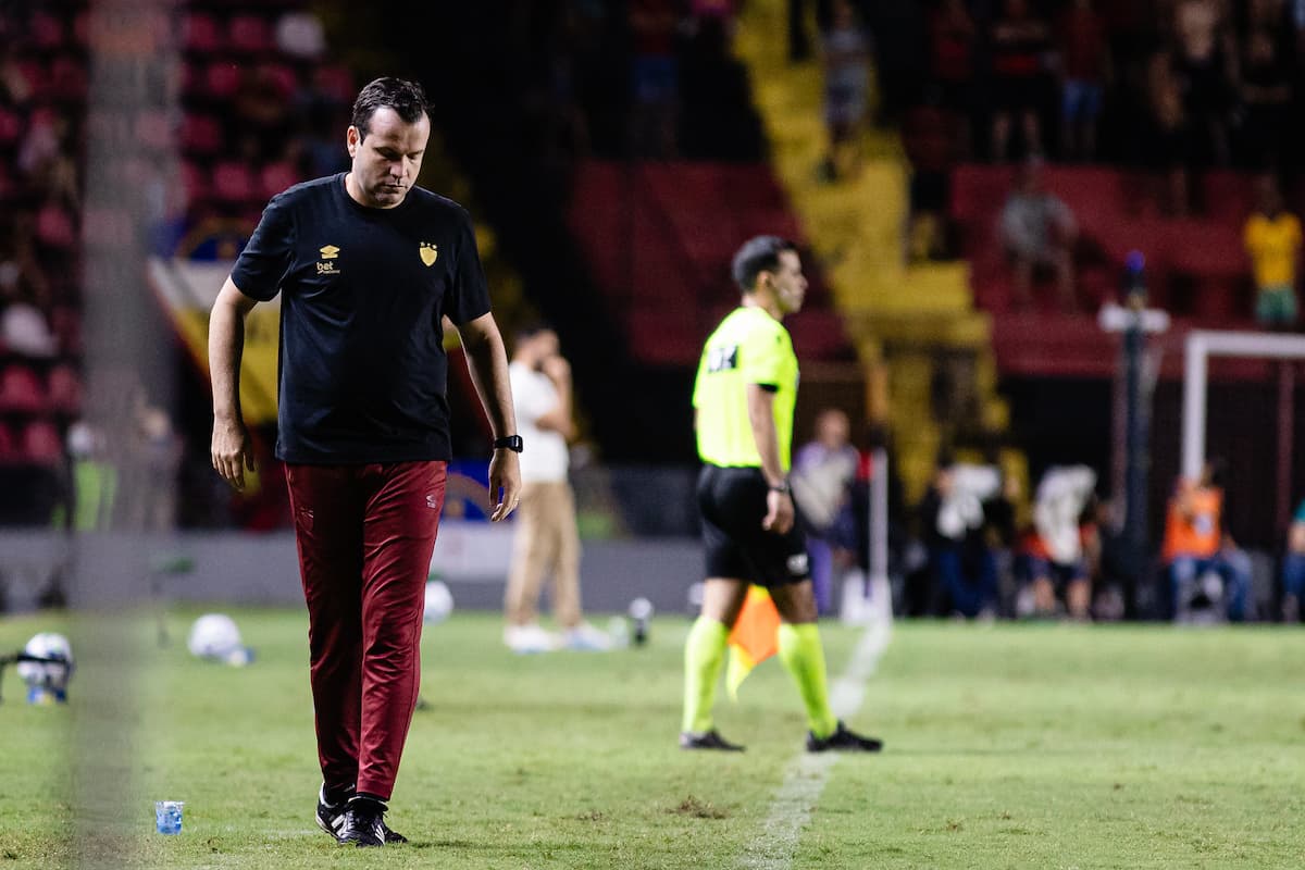 Daniel Paulista, treinador do Sport