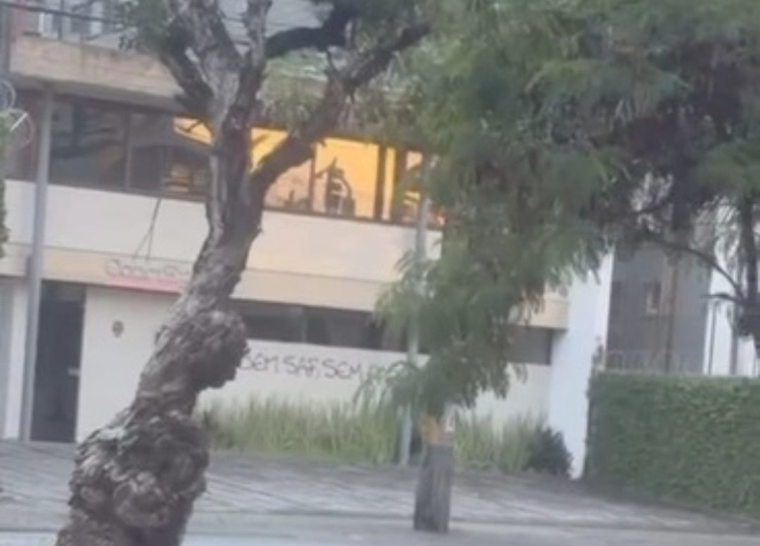 Empresa do presidente do Conselho Deliberativo do Santa Cruz, Victor Pessoa de Melo, amanheceu pichada 