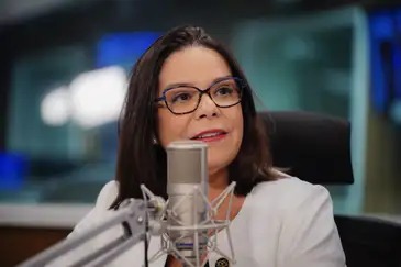 Denise Pires de Carvalho, presidente da Capes, durante entrevista no programa A Voz do Brasil 