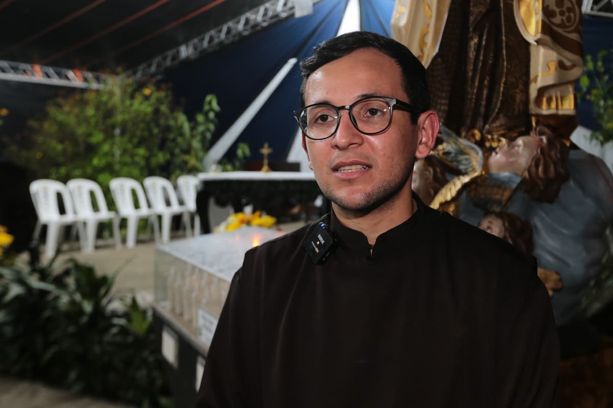 Frade carmelita, frei José Ricardo 