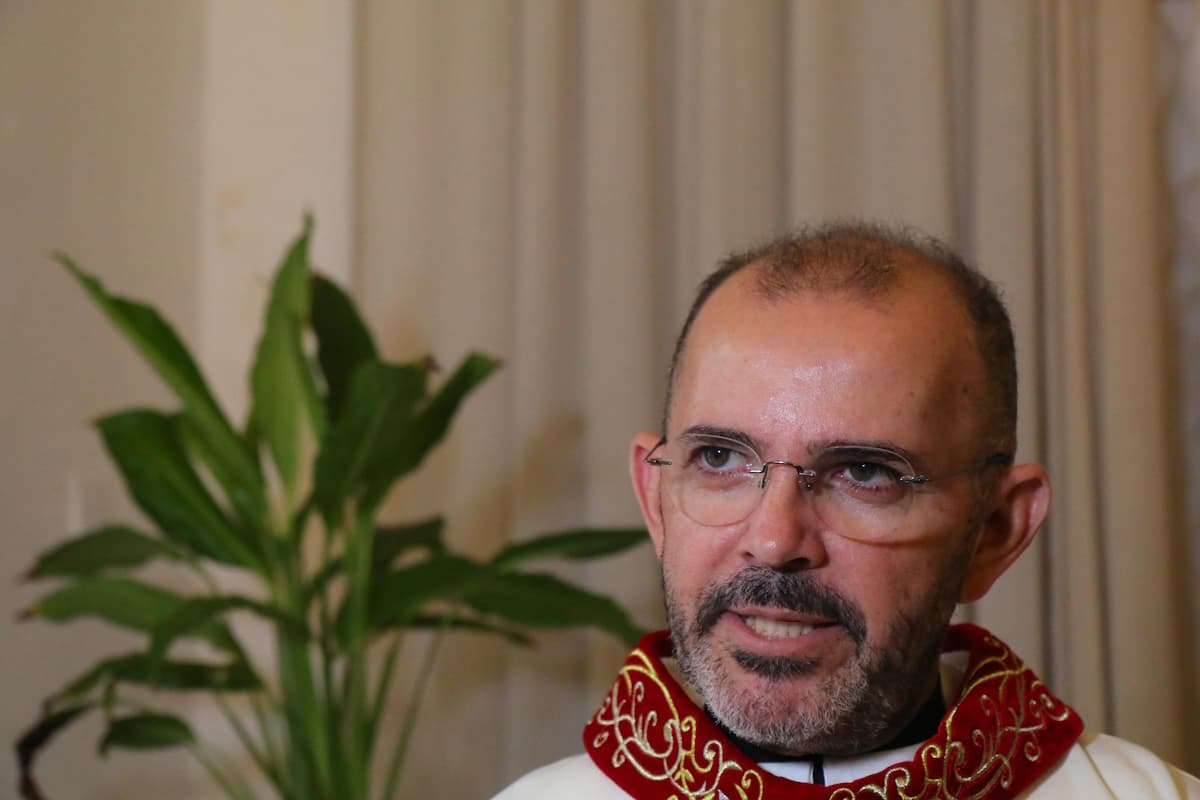 Frei Cidmário ficou emocionado 