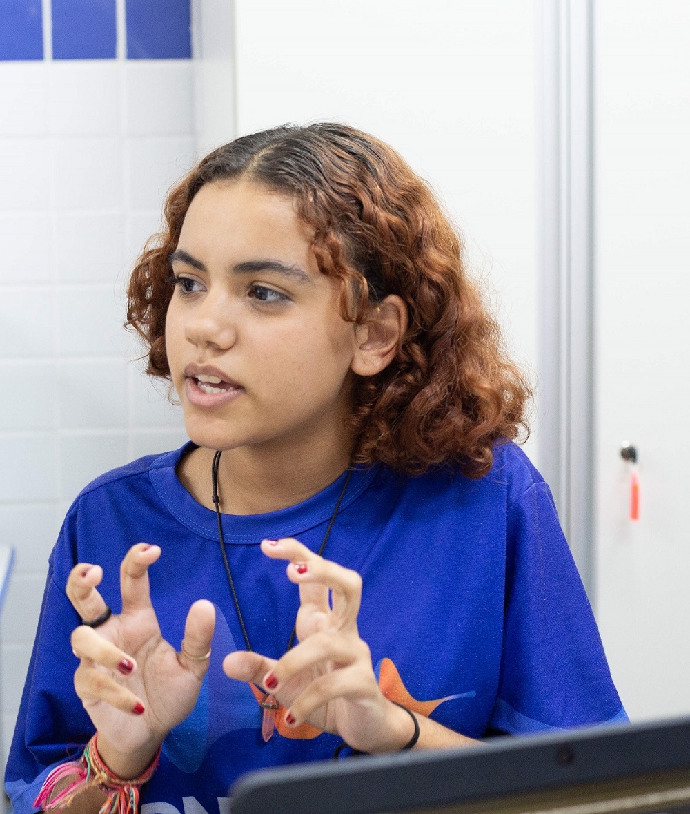 Livia Fernandes deu exemplo de curta-metragem sobre mangues feito