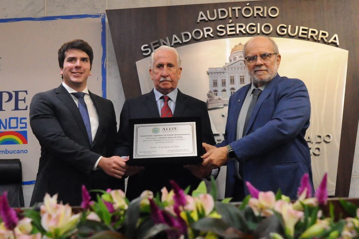 O deputado Antônio Coelho, Antônio Jayme da Fonte e o deputado Waldemar Borges.
