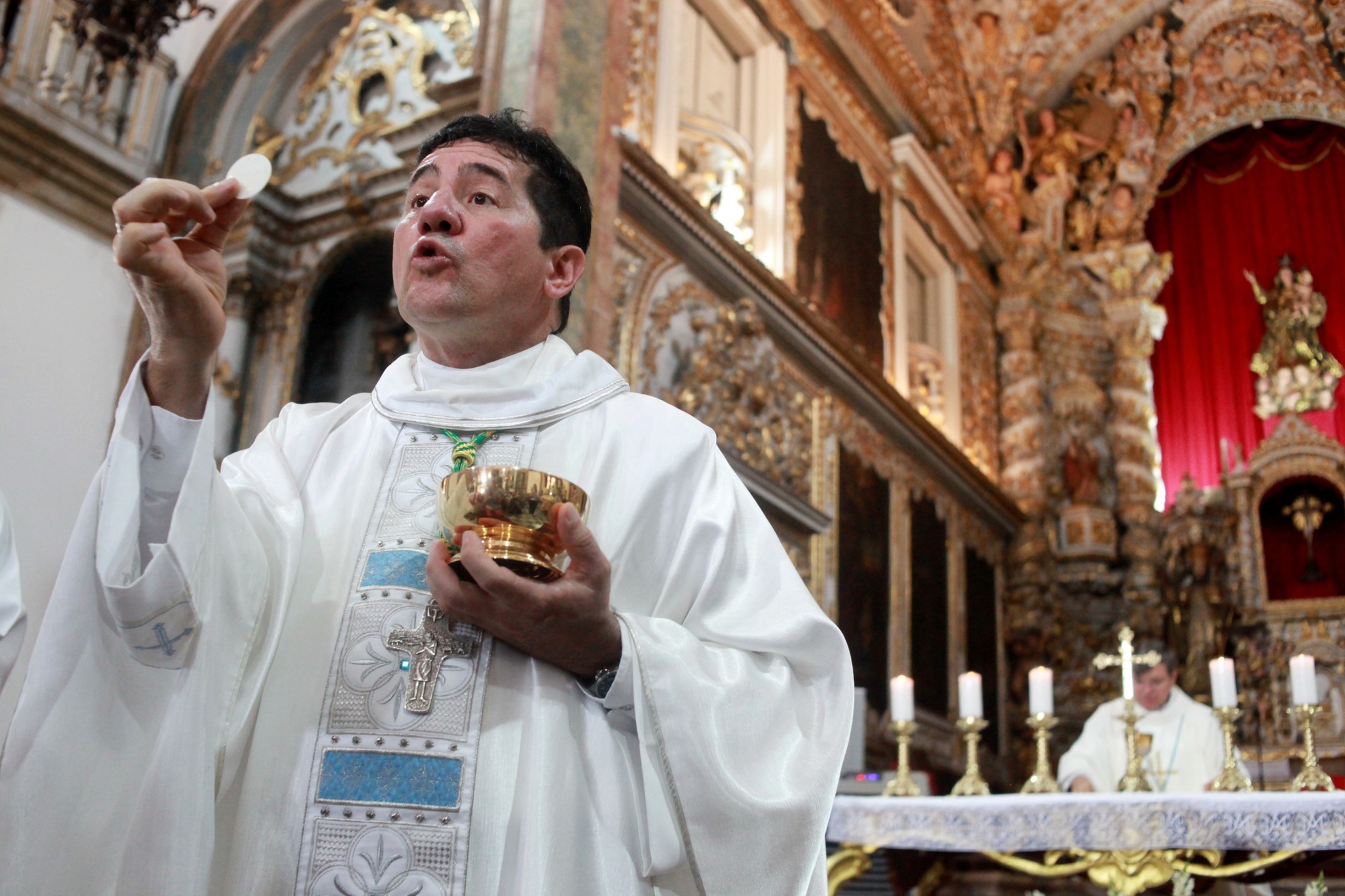 Doma Paulo Jackson na celebração de Nossa Senhora da Cabeça