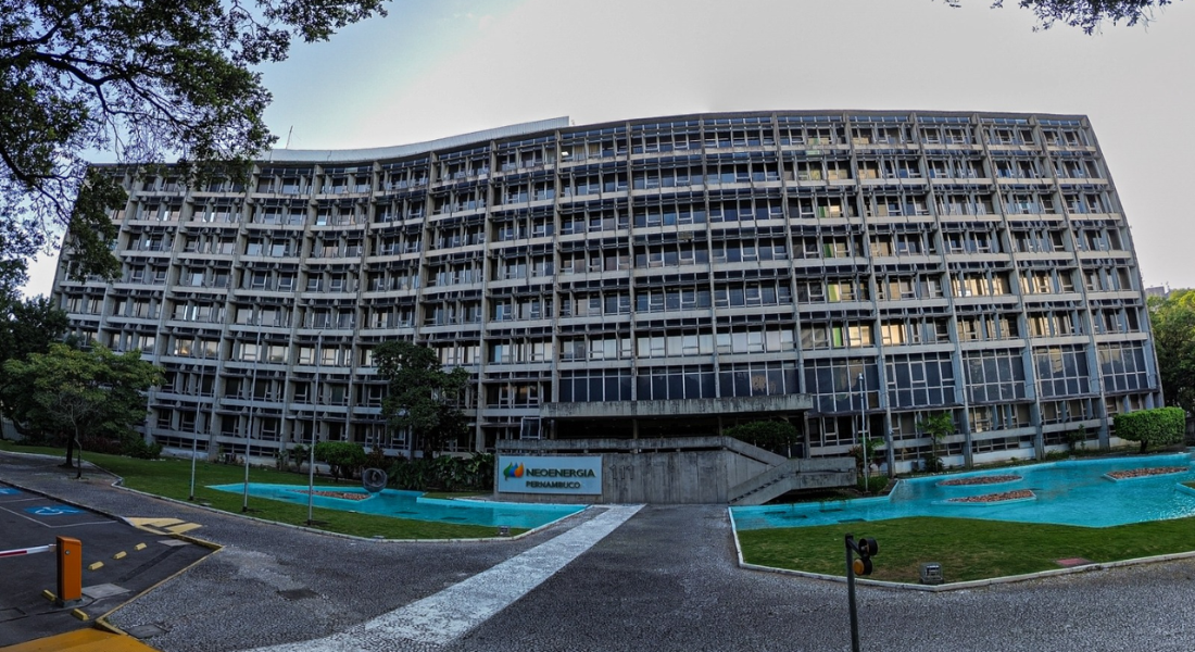 Prédio da Neonergia que foi desapropriado