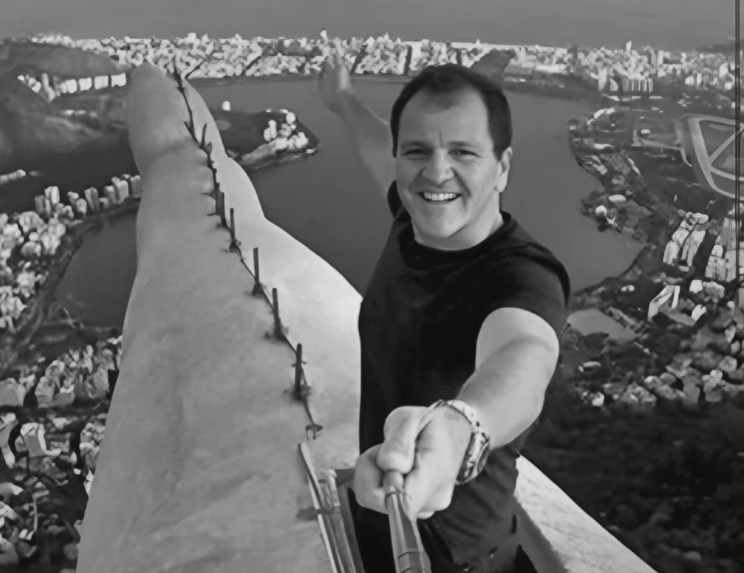 Empresário Alexandre Carvalho morre aos 58 anos, após acidente doméstico -  Folha PE