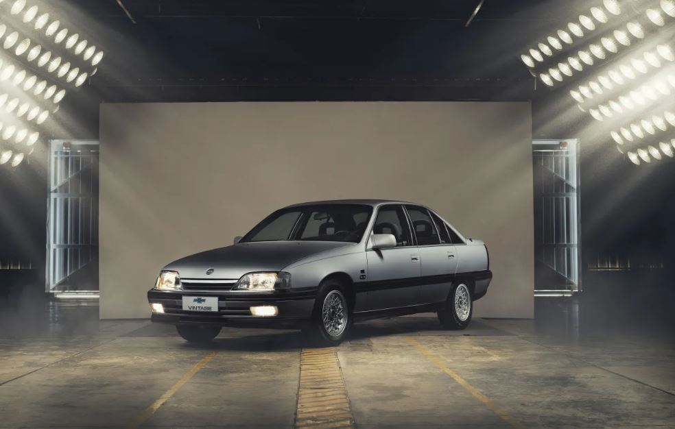 Omega CD 1994. | Foto: Chevrolet/Divulgação