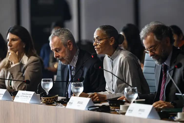 A ministra do Meio Ambiente, Marina Silva, participa da Pré-COP30 em Brasília