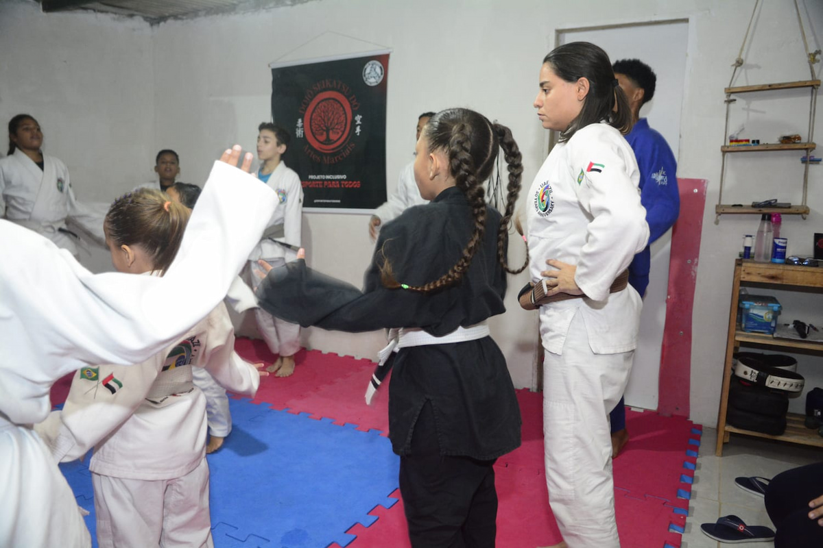 Alunos do projeto social 