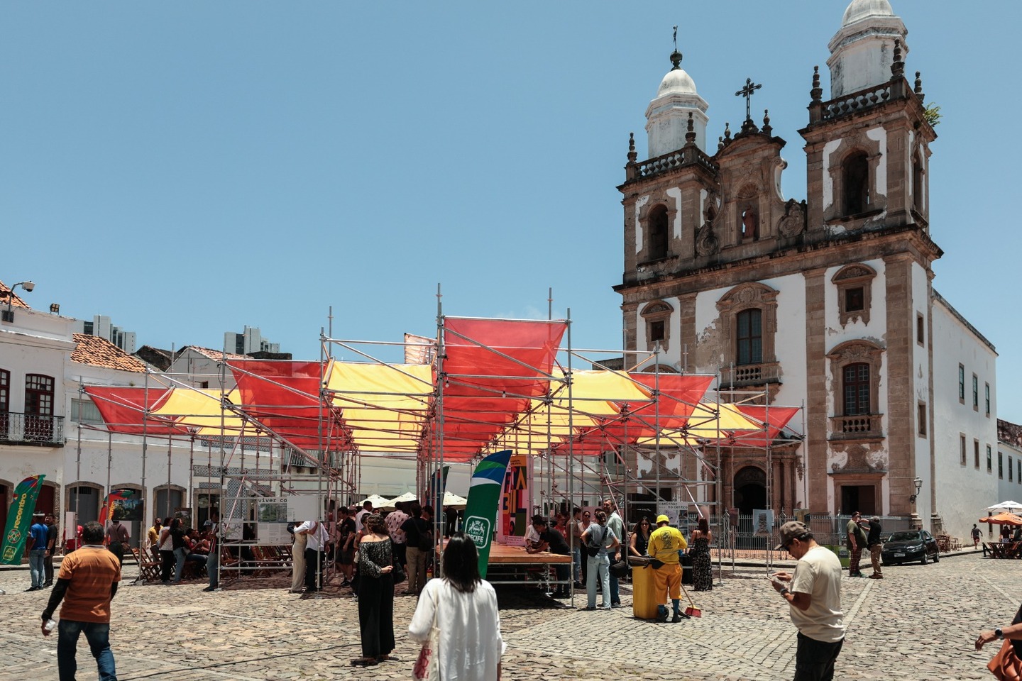 Pavilhão francês é inaugurado no Recife