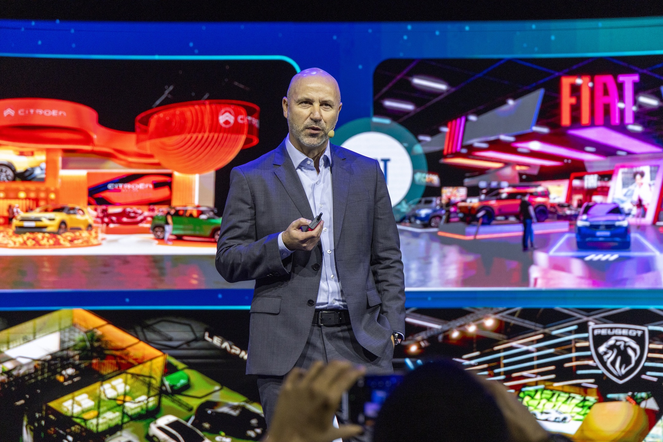 Presidente da Stellantis para a América do Sul, Herlander Zola, confirmou 16 lançamentos e atualizações, incluindo seis veículos equipados com a tecnologia Bio-Hybrid. 