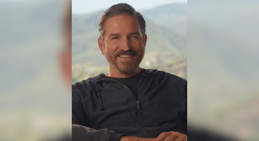 Jim Caviezel, ator norte-americano que já viveu Jesus Cristo no filme A Paixão de Cristo (2014), vai viver Bolsonaro em filme