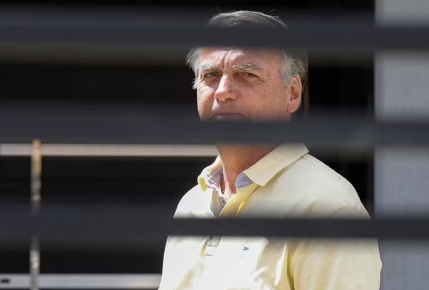 Ex-presidente Jair Bolsonaro foi condenado a 27 anos e 9 meses
