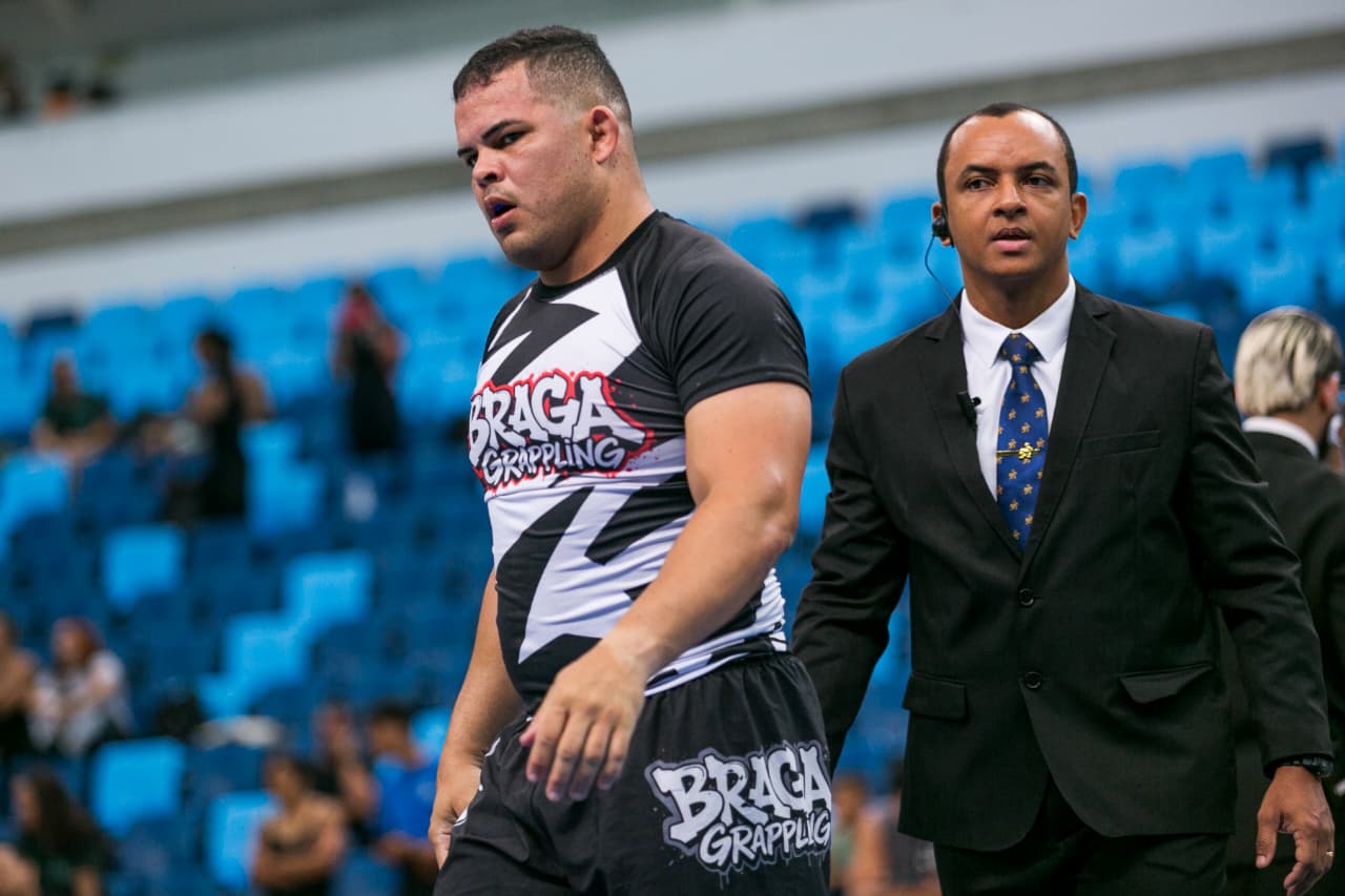 Kelvin Souza, lutador de jiu-jitsu 