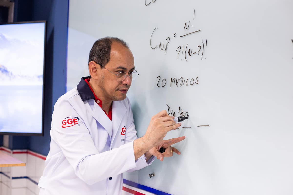 Marconi Sousa, professor de matemática do GGE