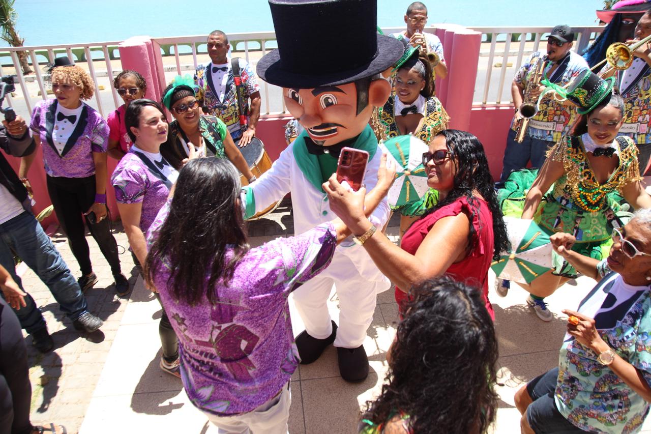 Lançamento da campanha foi marcado com muito frevo