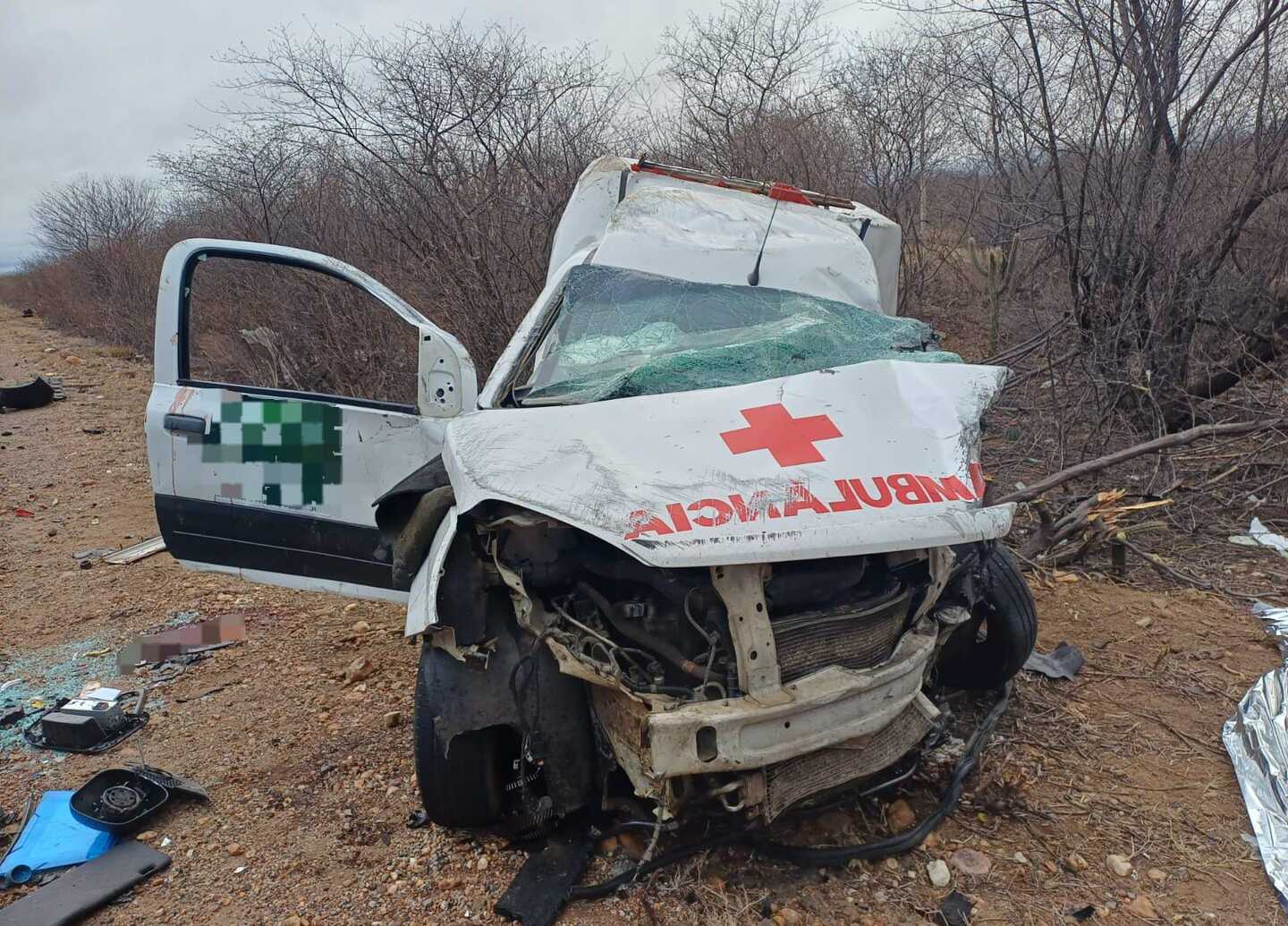 Motorista de ambulância morre em colisão no Sertão de PE