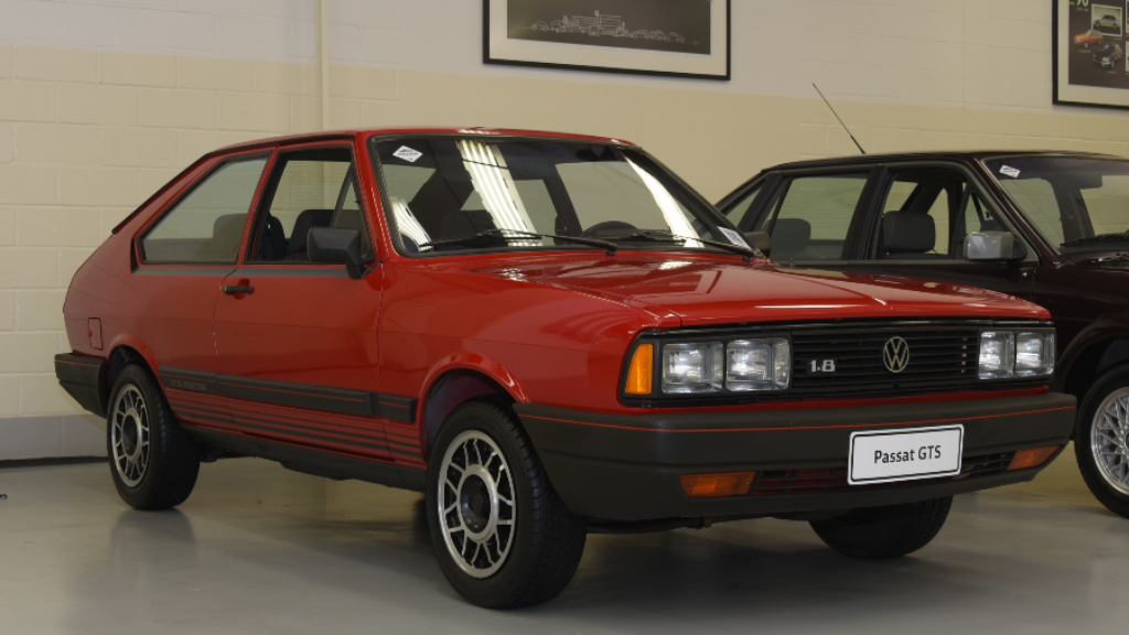 Passat GTS Pointer 1988: clássico dos anos 1980, conhecido pelo desempenho do motor 1.8 e pela identidade esportiva marcante.